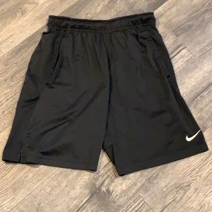 Nike DRI-FIT Shorts Athletic Black Dual Pockets Size Small (S)